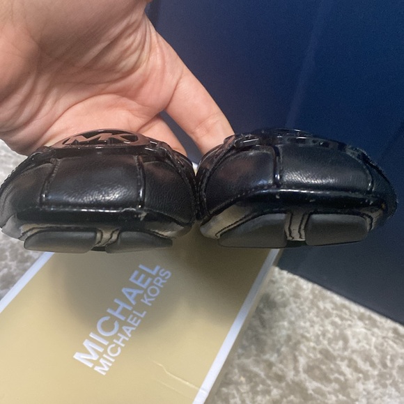 Michael Kors Fulton Moc Black Leather Womens Ballet Flats size 8 1/2 - Picture 2 of 4